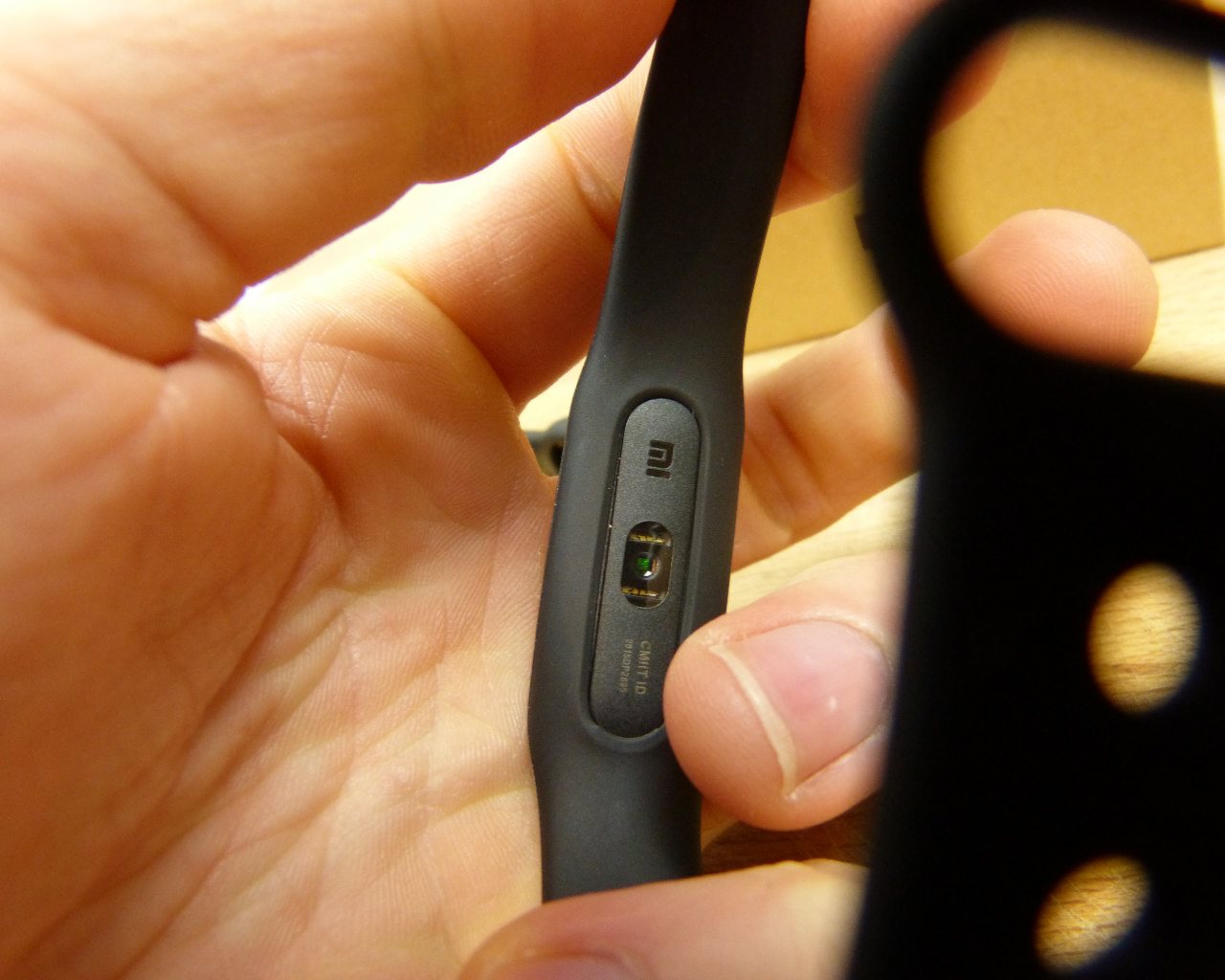 Vergleich: Xiaomi Mi Band mit Mi Band 1S - Unterschiede - fitness ...