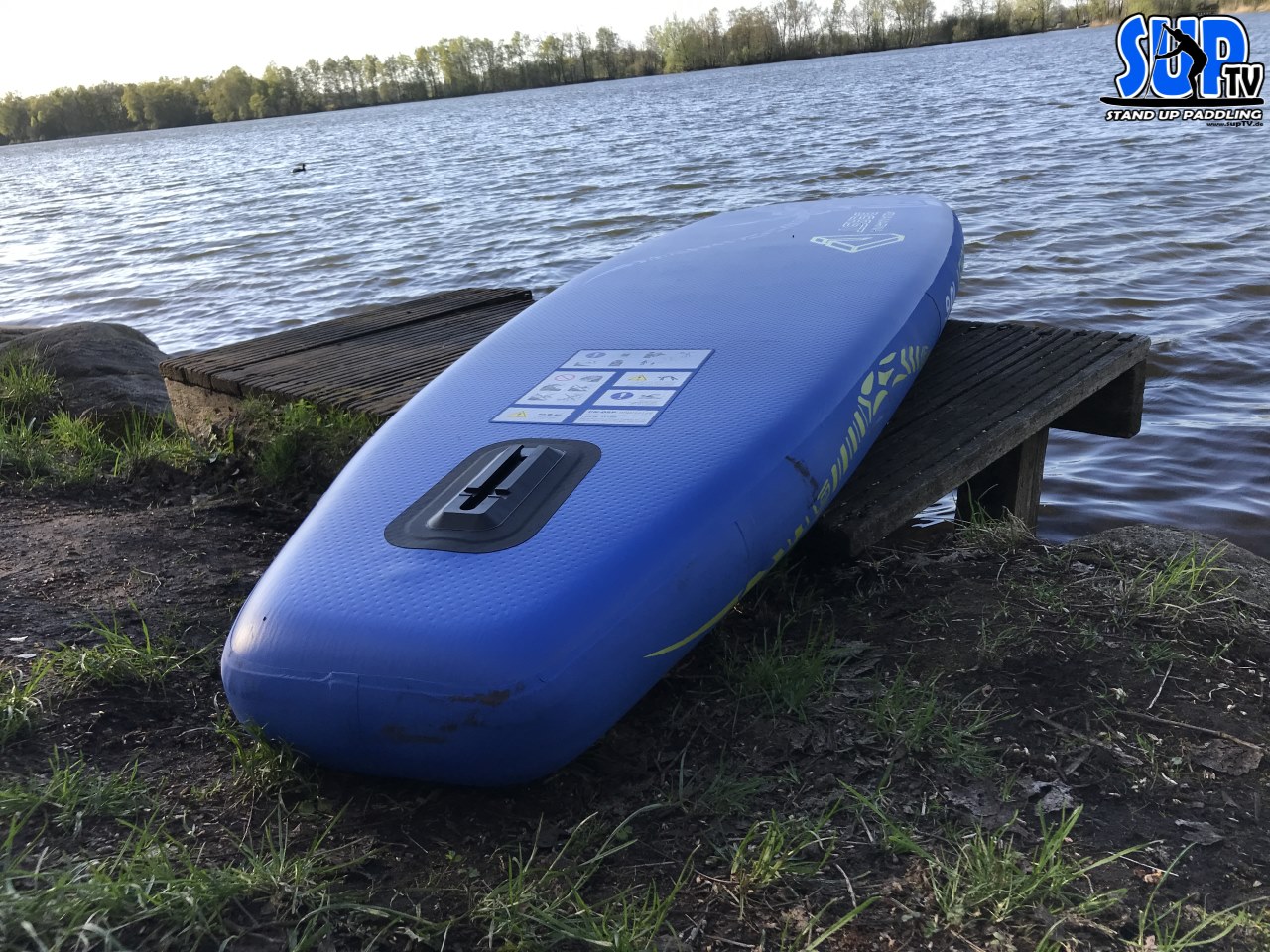 F2 Comet 10'6 Grau, aufblasbares Stand Up Paddle Board mit Basic Zubehör Paket und Dropstitch-Konstruktion: Tests, Infos & Preisvergleich